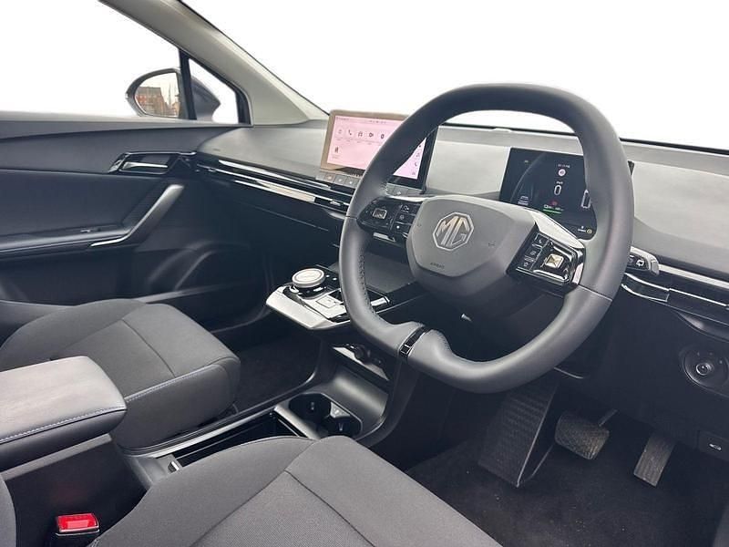 Used MG MG4 EV SE 319 kW (435 HP) 2025 Black Hatchback