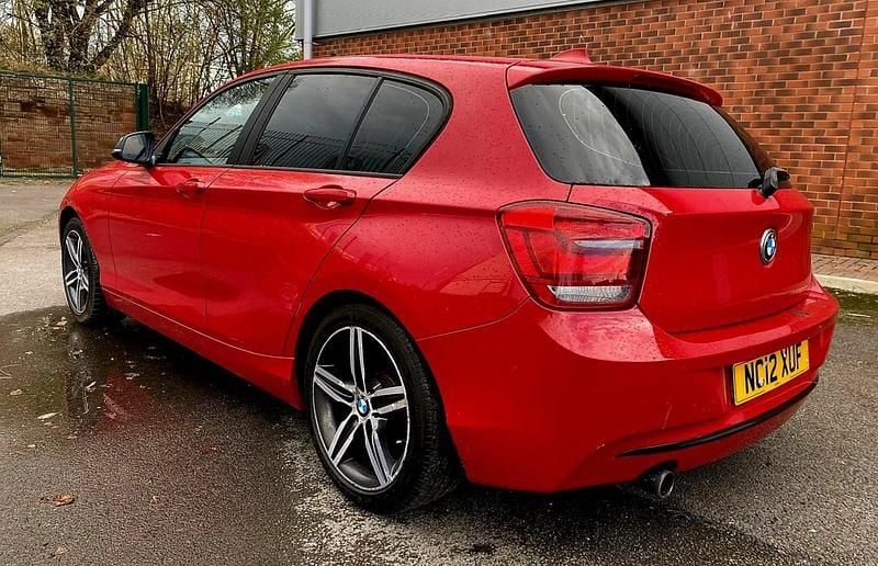Usado BMW 118 Sport Line 2012 Vermelho Citadino