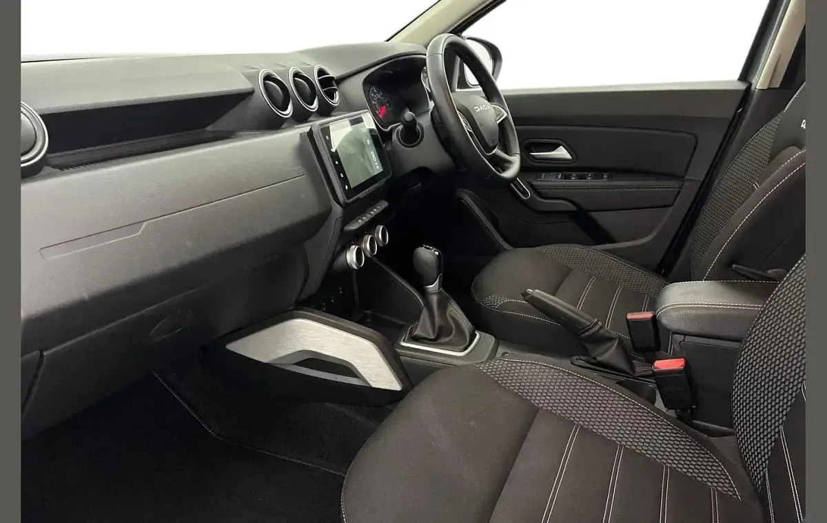Used Dacia Duster Journey 150 HP (110 kW) 2023 Grey SUV