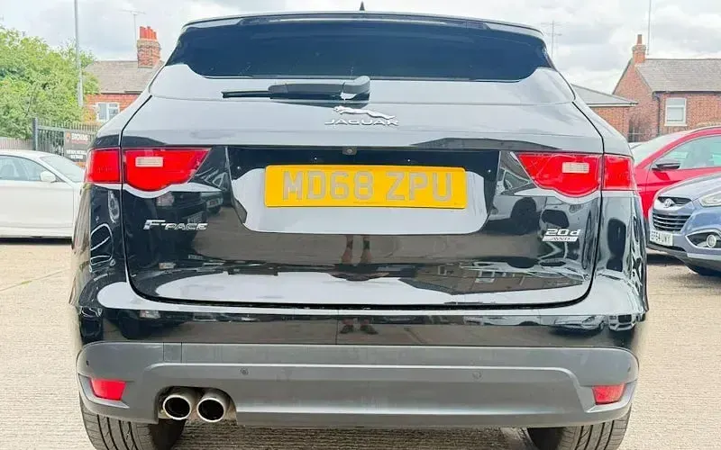 Used Jaguar F-Pace R-Sport 179 HP (131 kW) 2019 Black SUV