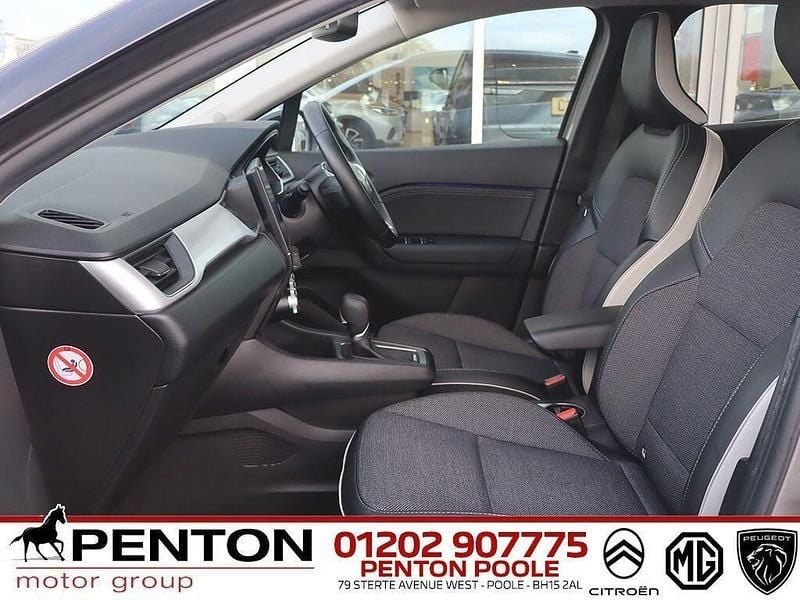 Used Renault Captur Techno 160 HP (117 kW) 2023 Grey SUV