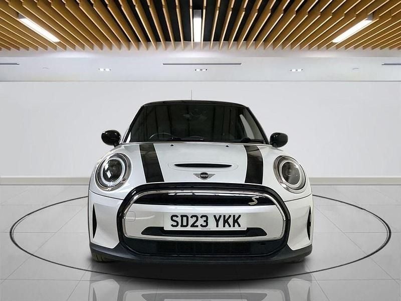 Used Mini Cooper SE Hatch 135 kW (184 HP) 2023 White Hatchback