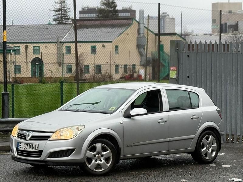 Used Vauxhall Astra 2007 Silver Hatchback