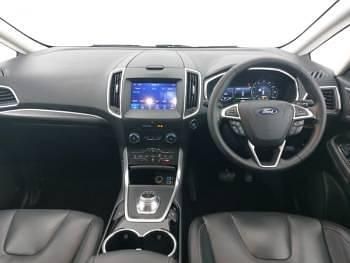 Used Ford S-MAX Titanium 190 HP (139 kW) 2022 White MPV