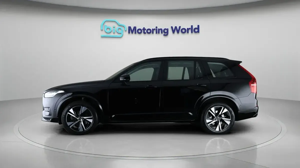 Used Volvo XC90 Plus 235 HP (172 kW) 2023 Black SUV