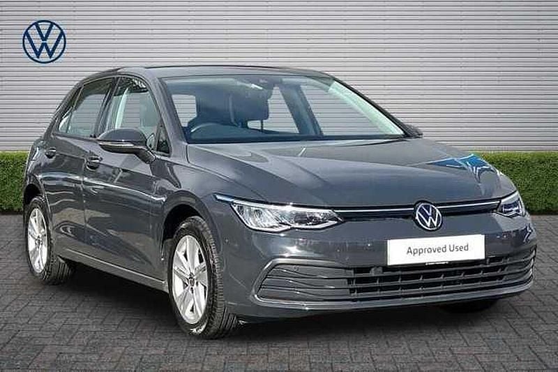 Used VW Golf VIII 130 HP (95 kW) 2023