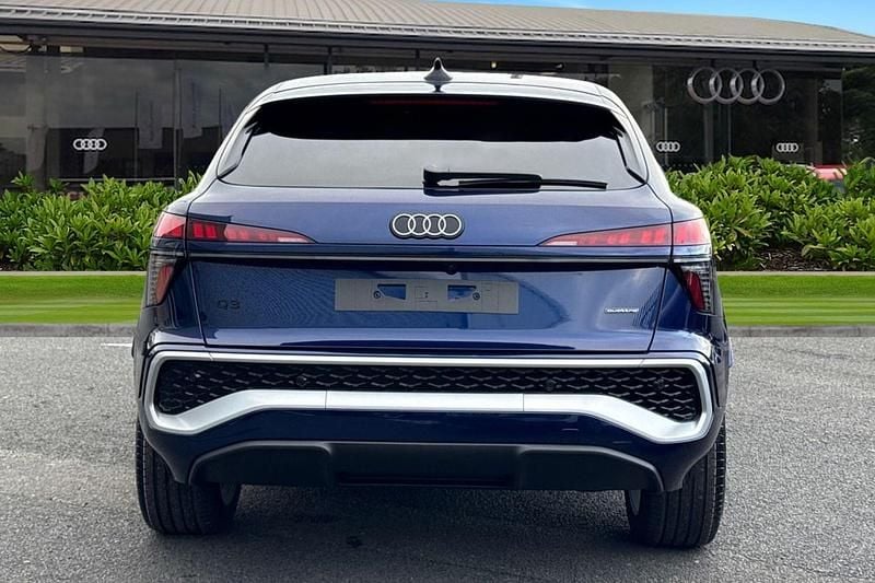 New Audi Q3 Sportback S-Line 204 HP (150 kW) 2026 Blue SUV