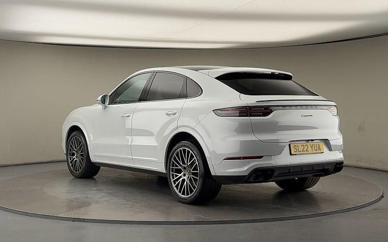 Używany Porsche Cayenne Platinum Edition 340 KM (250 kW) 2022 Biały SUV
