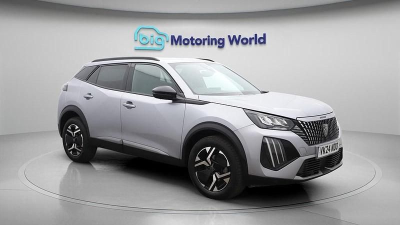 Used Peugeot 2008 Allure 100 HP (73 kW) 2024 Grey SUV