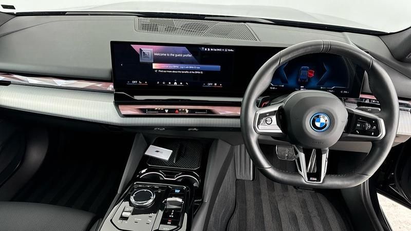 Used BMW i5 M Sport 246 kW (335 HP) 2025 Black Sedan