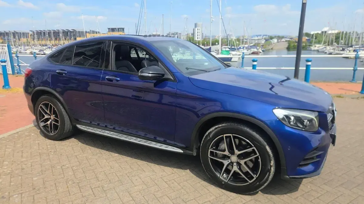 Used Mercedes GLC250 AMG line 2016 Blue SUV