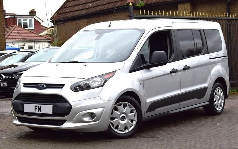 Silver Used 2019 Ford Tourneo Zetec MPV | £9,850 (Fair price) - Image 1/3