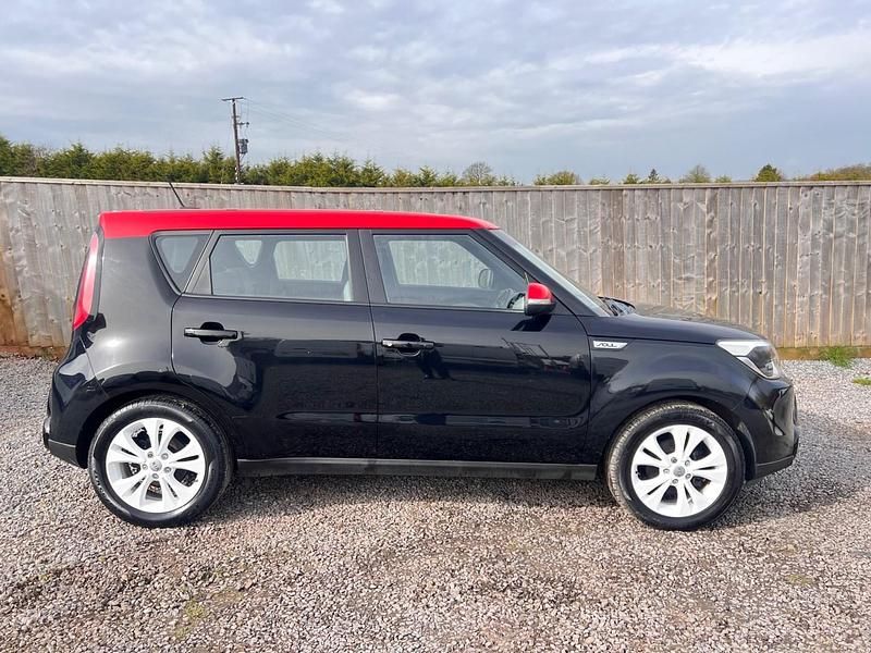Used Kia Soul 126 HP (92 kW) 2015 Black SUV