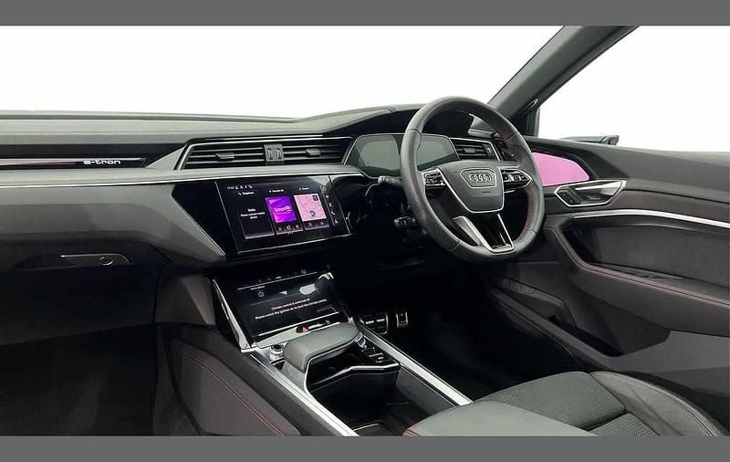 Used Audi Q8 e-tron Advanced 294 kW (401 HP) 2023 White SUV