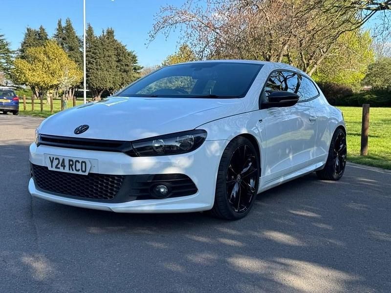 Used VW Scirocco R-line 210 HP (154 kW) 2014 White Coupe