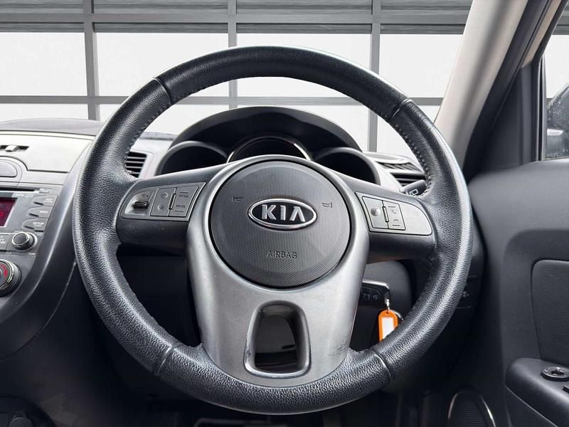 Used Kia Soul 126 HP (92 kW) 2010 Silver SUV