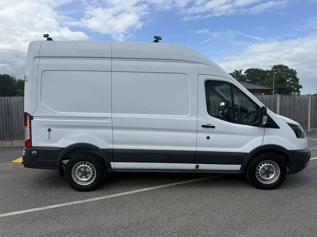 Used Ford Transit 130 HP (95 kW) 2019 White Van