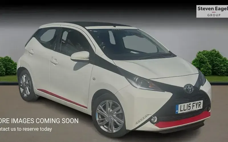 Usado Toyota Aygo x-press 69 HP (50 kW) 2016 Citadino
