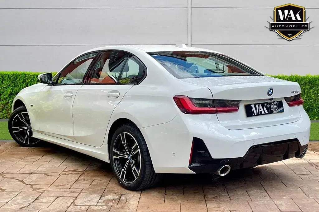 Used BMW 330e M Sport 292 HP (214 kW) 2022 White Sedan