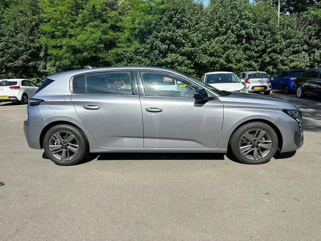 Used Peugeot 308 Active Premium 130 HP (95 kW) 2023 Grey Hatchback