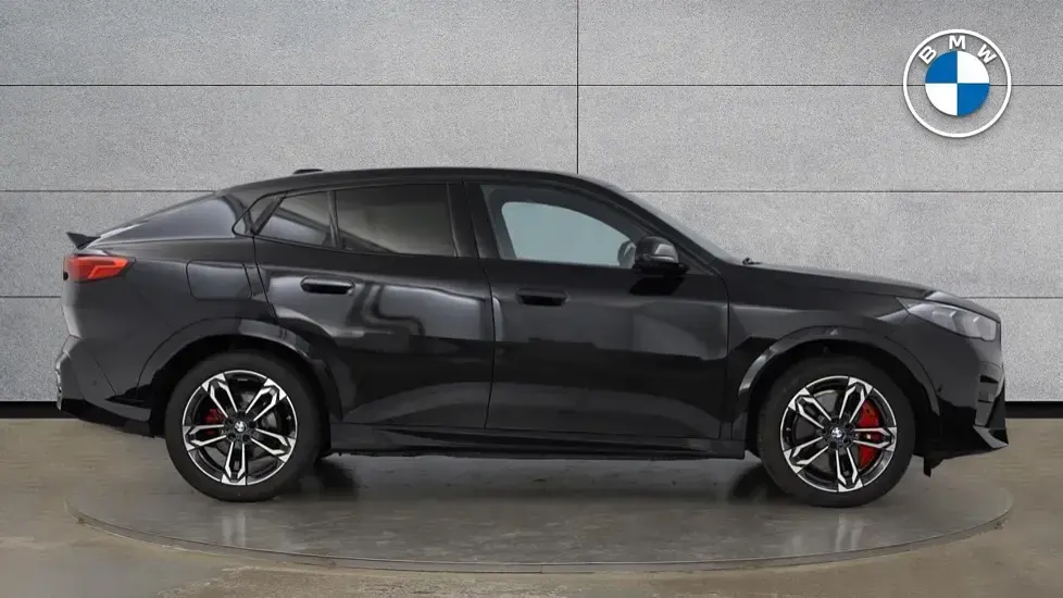 Used BMW iX2 Comfort Edition 147 kW (201 HP) 2025 Black SUV