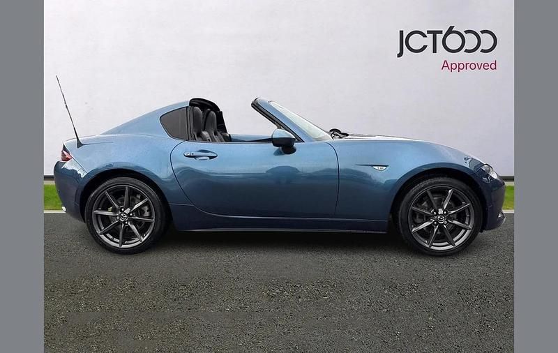 Used Mazda MX5 Inclusive 180 HP (132 kW) 2019 Blue Cabriolet