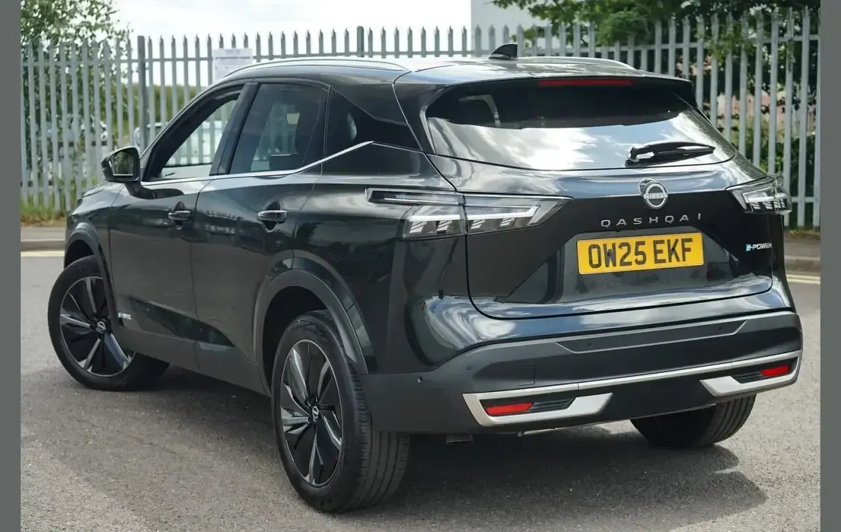 Used Nissan Qashqai Tekna 190 HP (139 kW) 2025 Black SUV