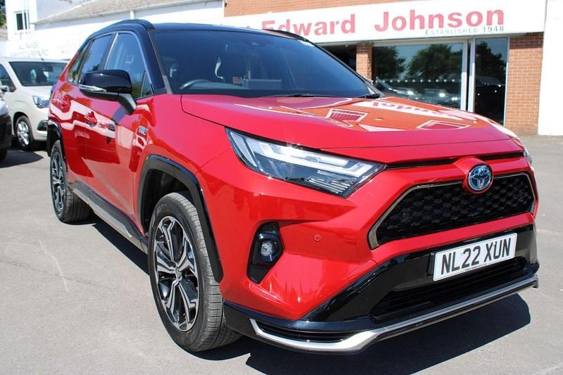 Used Toyota RAV4 306 HP (225 kW) 2022 Red/black Estate