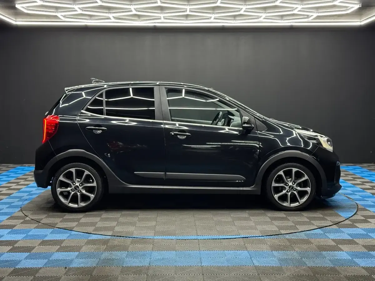 Used Kia Picanto X-Line 84 HP (61 kW) 2019 Black Hatchback