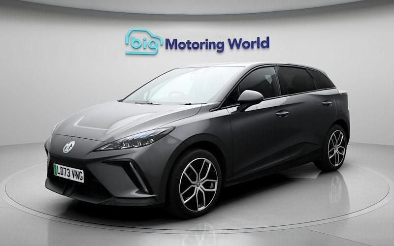 Used MG MG4 EV Trophy 150 kW (204 HP) 2025 Hatchback