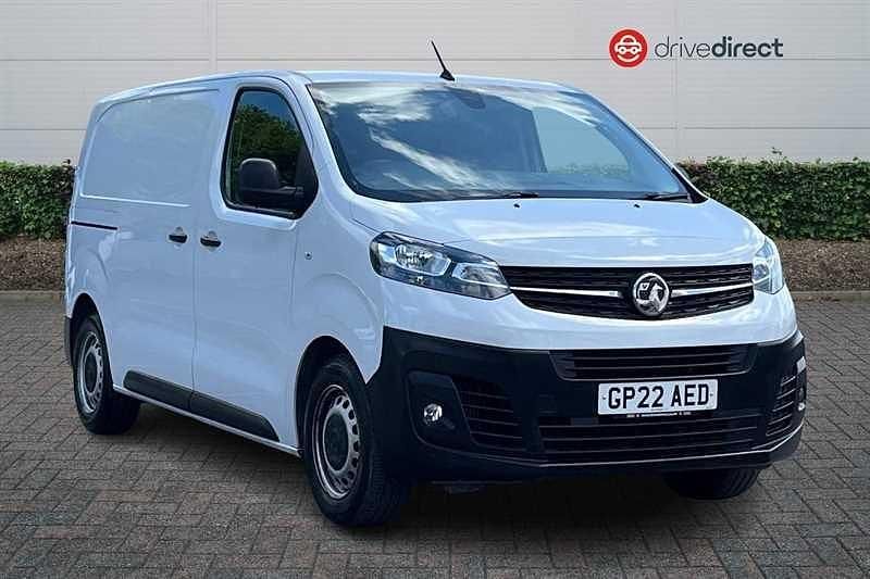 White Used 2022 Vauxhall Vivaro S Van | £11,350 (Good price) - Image 1/4