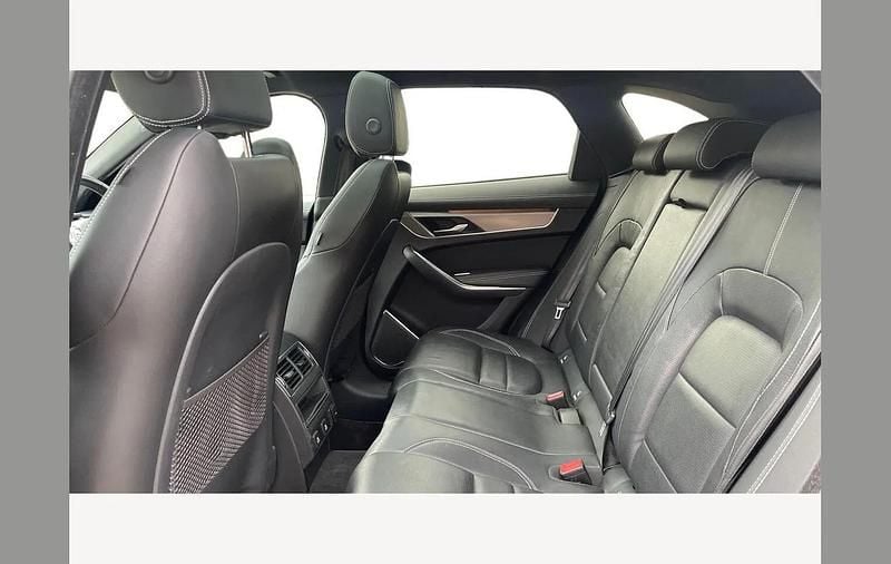 Used Jaguar F-Pace R-Dynamic 404 HP (297 kW) 2022 Portofino blue SUV