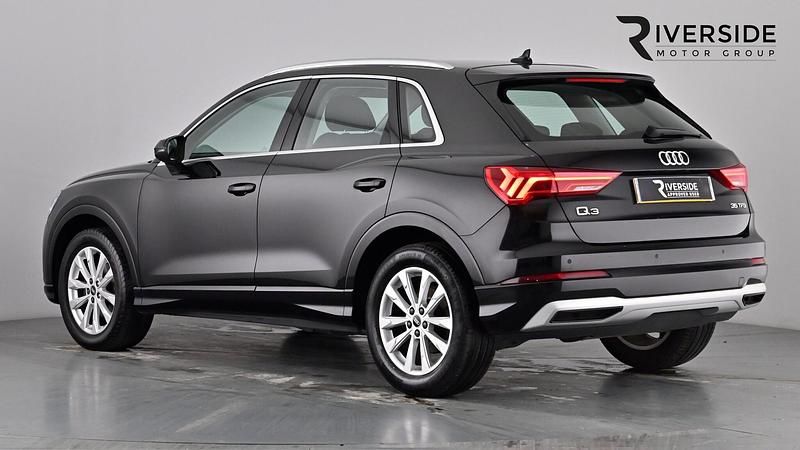 Used Audi Q3 Sport 150 HP (110 kW) 2021 Mythos black metallic SUV