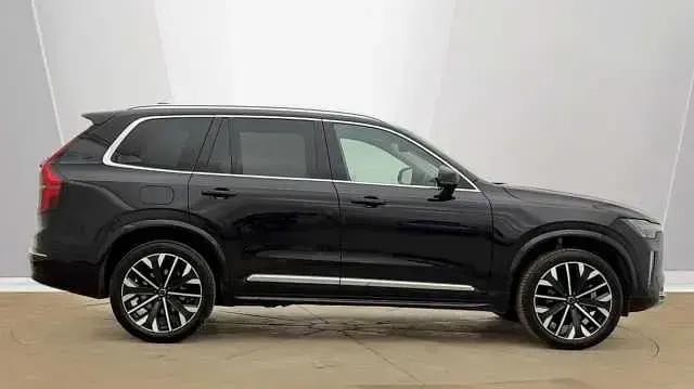 Used Volvo XC90 Ultra 247 HP (181 kW) 2025 SUV