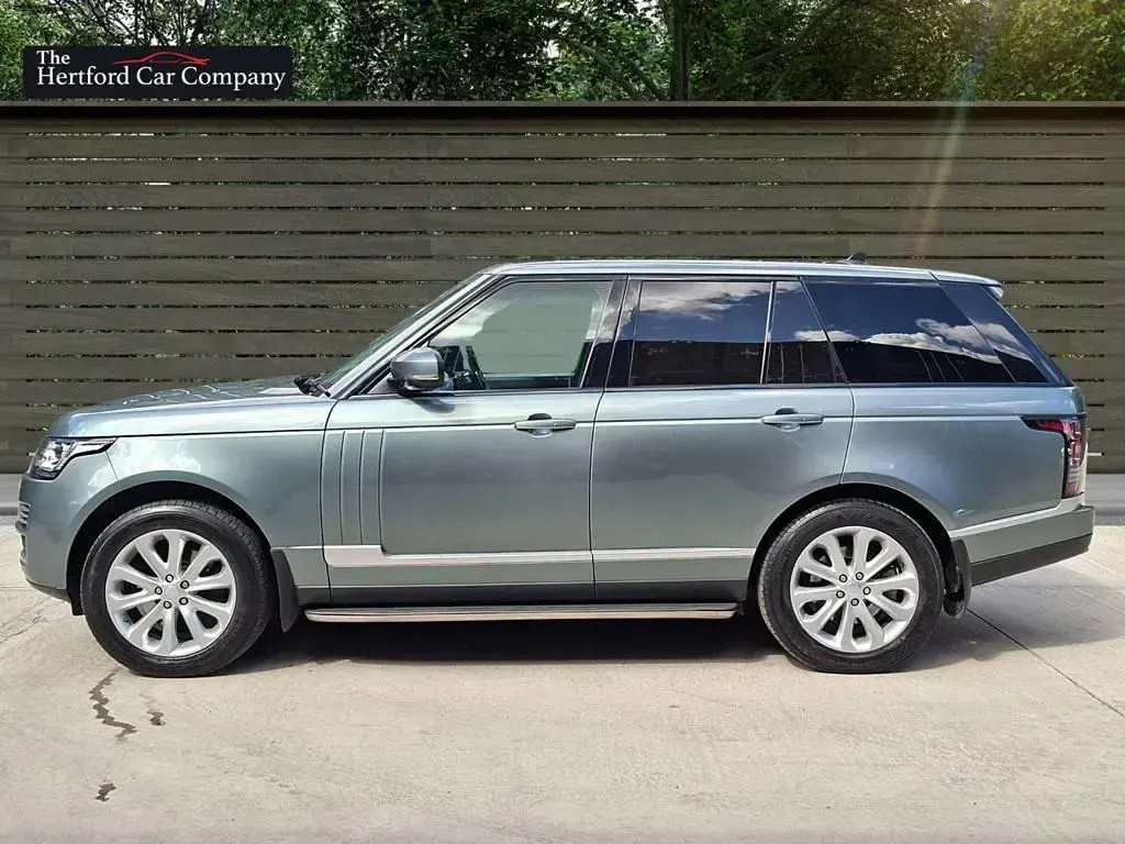 Used Land Rover Range Rover Vogue SE 258 HP (189 kW) 2016 Grey SUV
