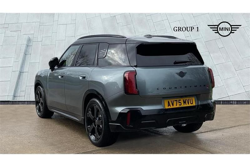 Used Mini Countryman Sport 218 HP (160 kW) 2025 Smokey green SUV