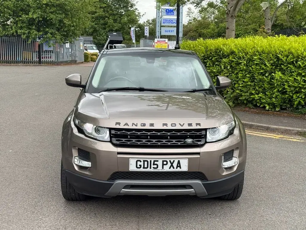 Begagnad Land Rover Range Rover evoque Pure 190 HK (139 kW) 2015 Brun SUV