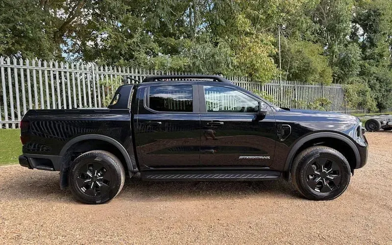 Used Ford Ranger 281 HP (206 kW) 2025 Black Pickup