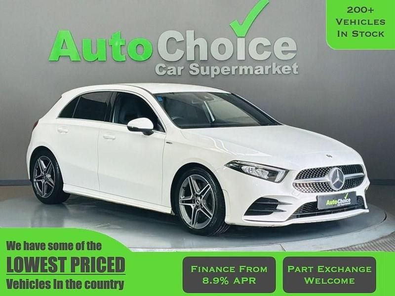 Used Mercedes A250 AMG line 224 HP (164 kW) 2018 White Hatchback