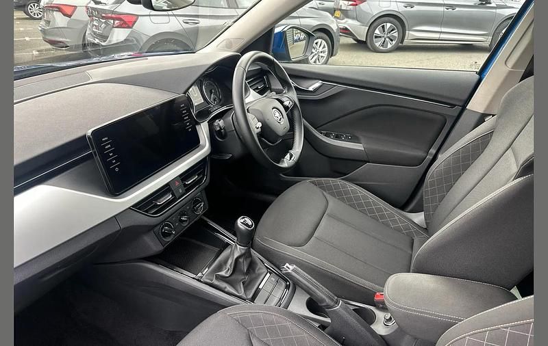 Used Skoda Kamiq SE Drive 94 HP (69 kW) 2023 Blue SUV