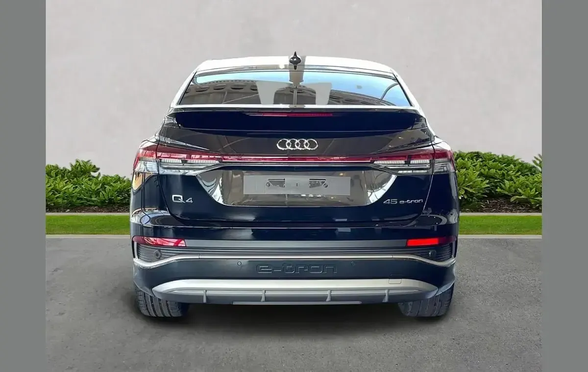 Ny Audi Q4 e-tron S-Line 206 kW (281 HK) 2025 Other SUV