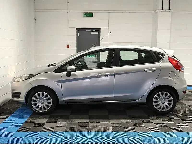 Used Ford Fiesta Style 2018 Silver Hatchback