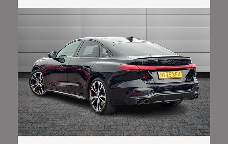 Used Audi S5 Advanced 367 HP (269 kW) 2025 Black Estate
