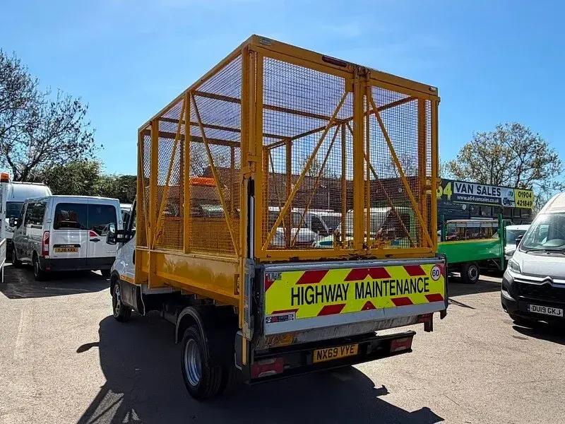 Used Iveco Daily 2019 White Cabriolet