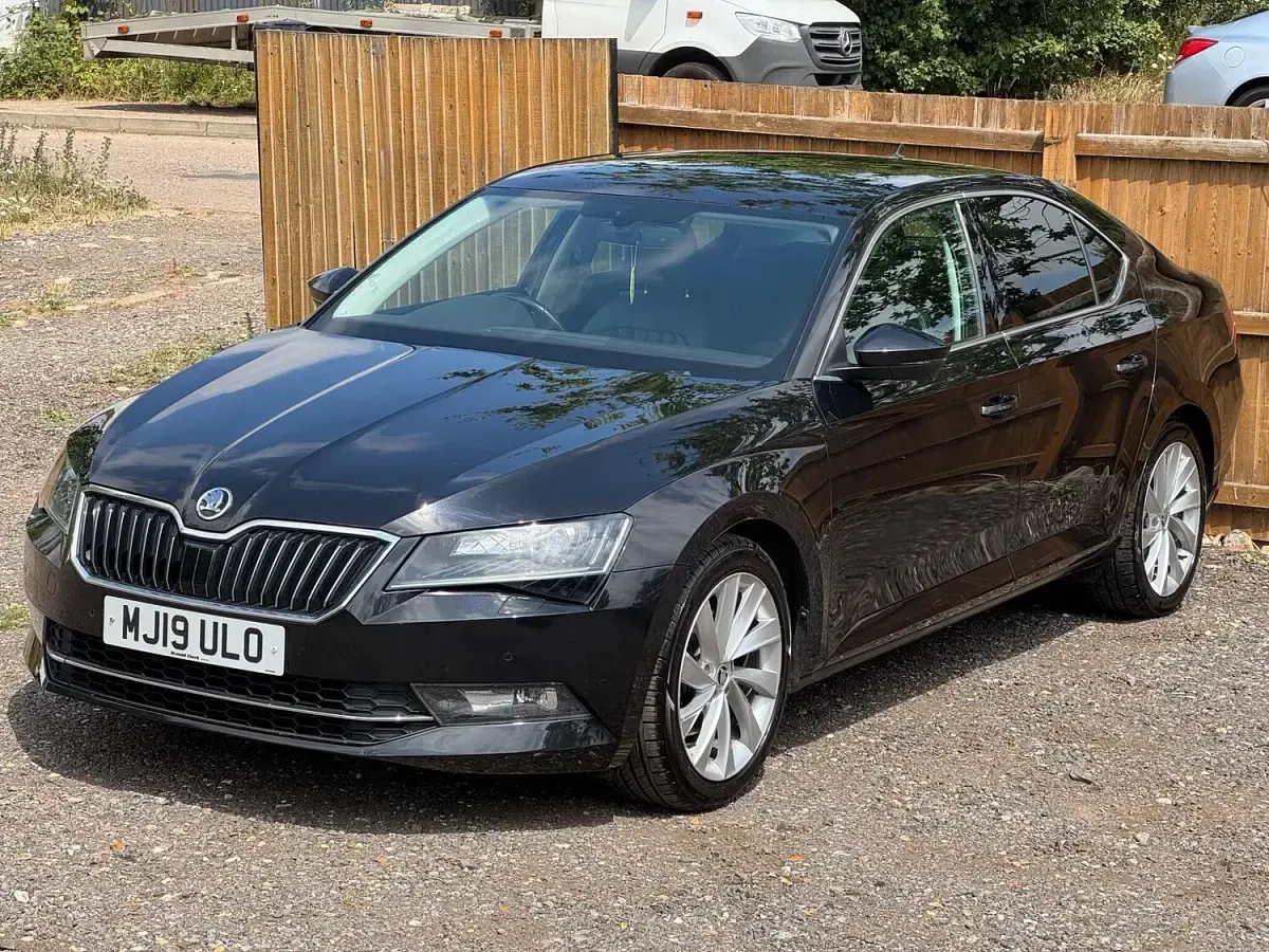 Used Skoda Superb SE L Executive 2019 Black Hatchback