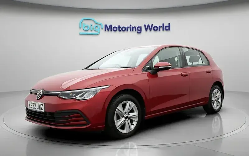 Used VW Golf VIII Life 110 HP (80 kW) 2024 Hatchback