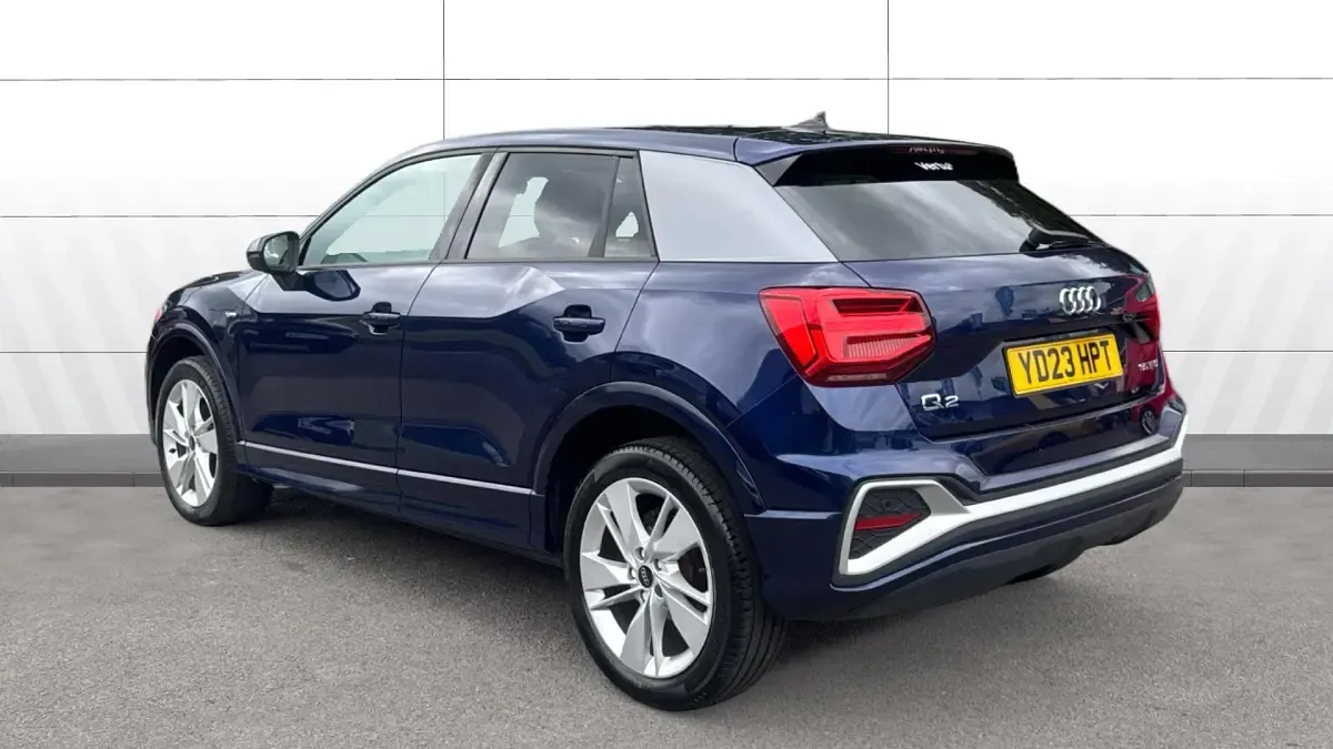 Used Audi Q2 S-Line 150 HP (110 kW) 2023 Blue SUV