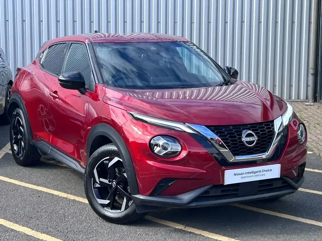 Used Nissan Juke N-Connecta 2023 Red SUV