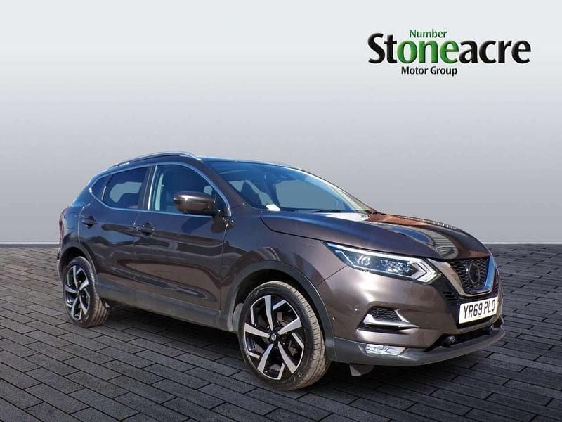 Bronze Used 2019 Nissan Qashqai S SUV | £12,995 (Good price) - Image 1/4
