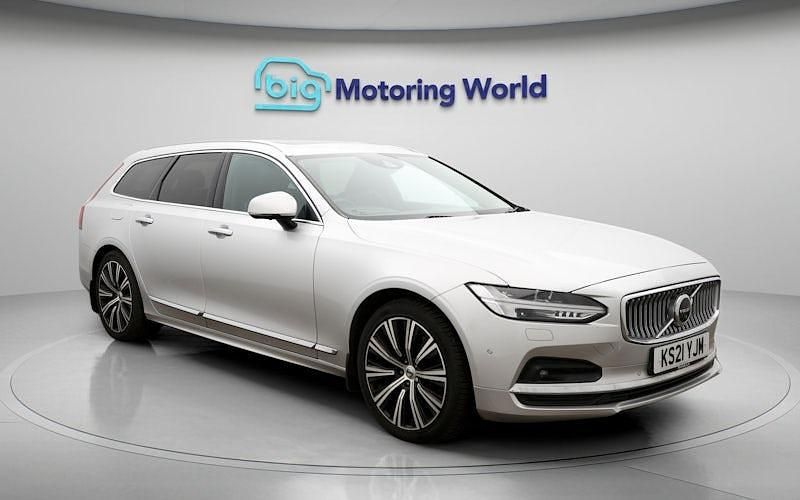 Used Volvo V90 Inscription 235 HP (172 kW) 2021 Silver Estate